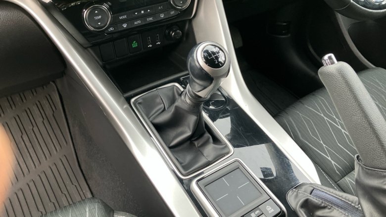 Mitsubishi Eclipse Cross 1.5 3 5dr Petrol Hatchback